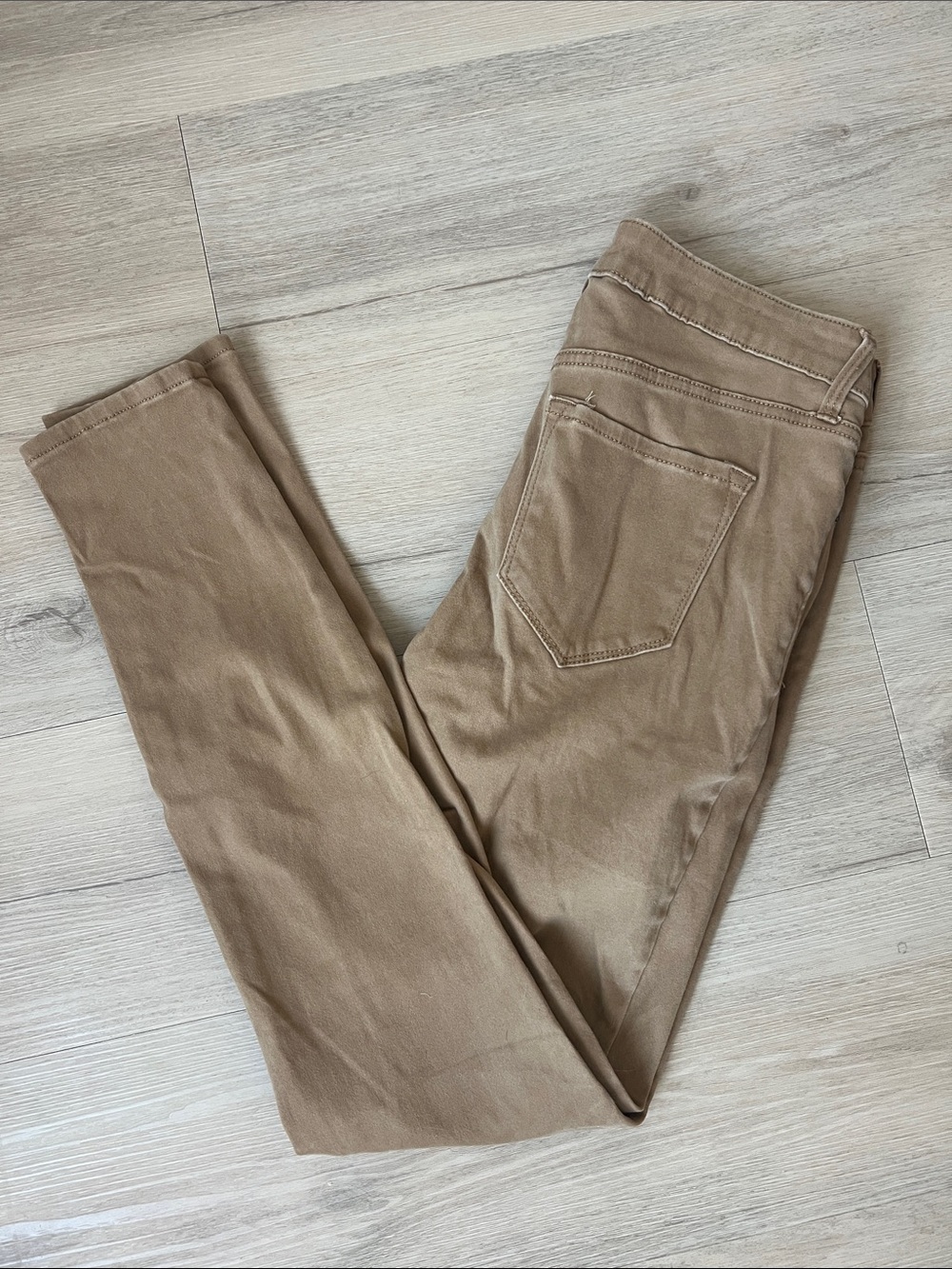 Old Navy Women’s Light Brown Stretch Jeggings